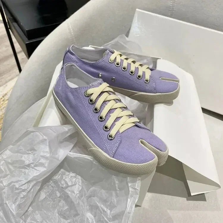 Senzu Tabi Split - Toe Canvas Flats - Aries x Rose