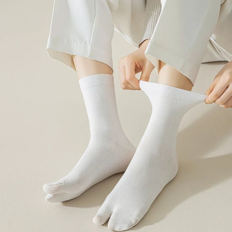 Kiyoto Tabi split toe sock - Aries x Rose