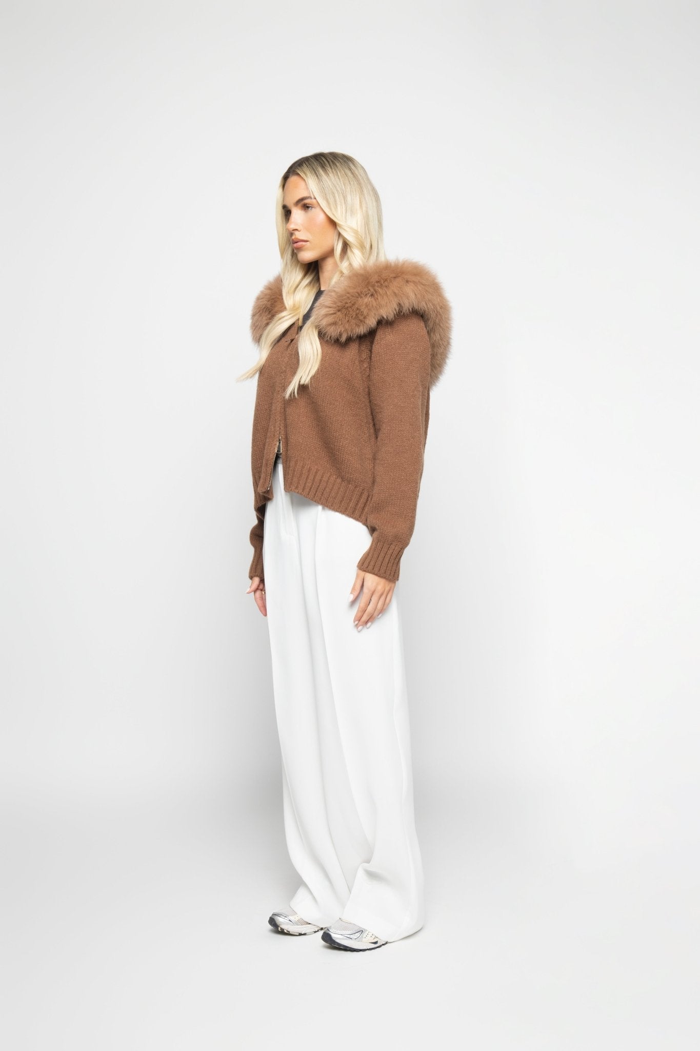 The Jetset Cardi - Aries x Rose