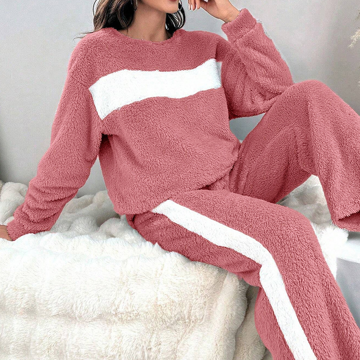 Solvara Fleece Lounge Set