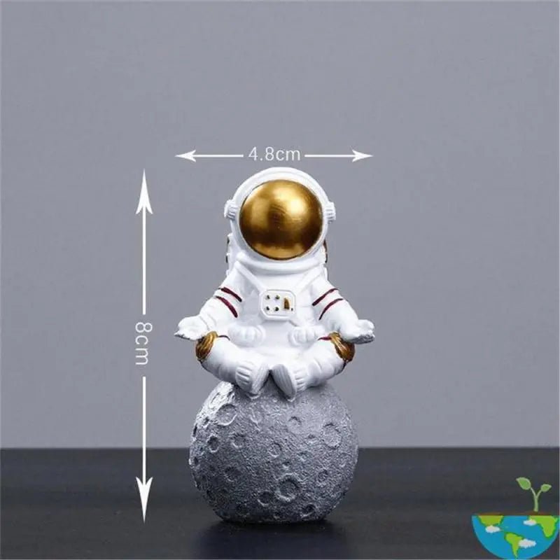 Astronaut Resin Figurine - Aries x Rose