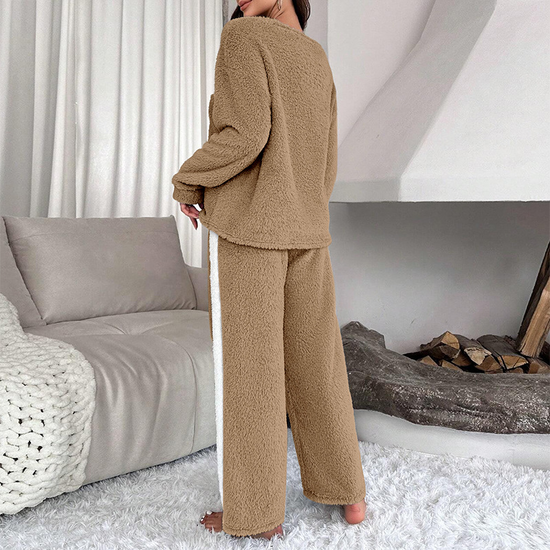 Solvara Fleece Lounge Set