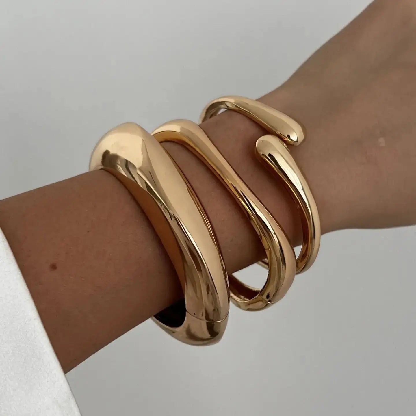 Orvella Vintage Bracelets - Aries x Rose
