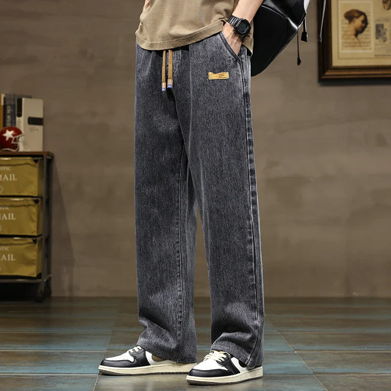 Easton Relaxed Jeans