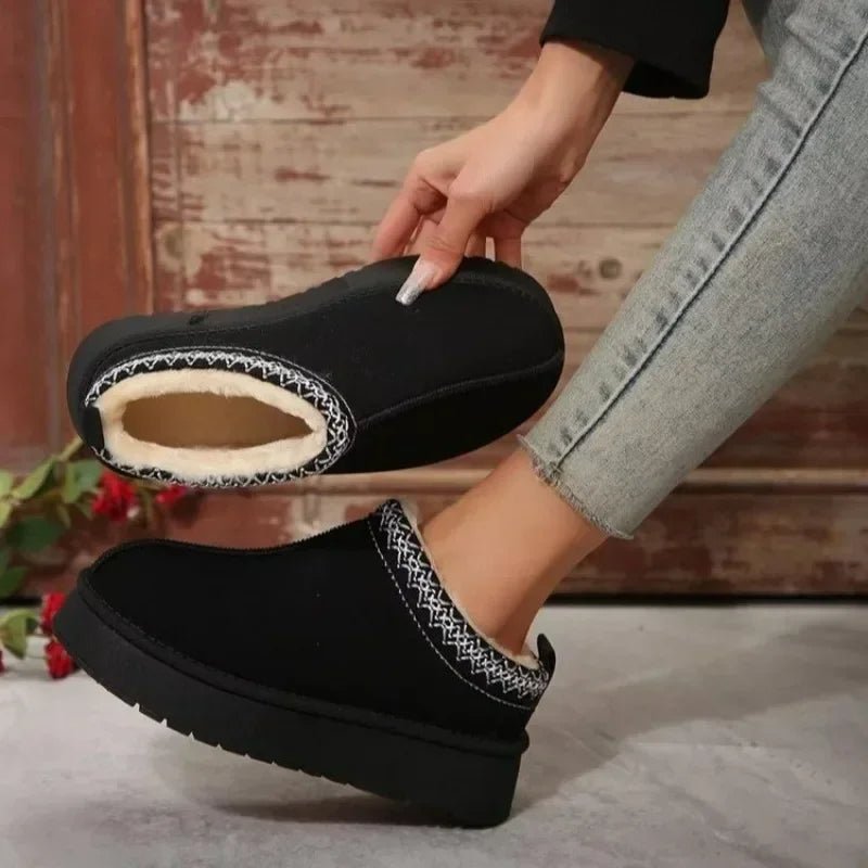 VELVERA Women's Chelsea Boots - Aries x Rose