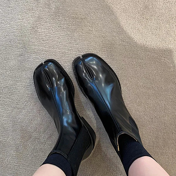 Arvella Tabi split toe Boots - Aries x Rose