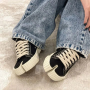 Senzu Tabi Split-Toe Canvas Flats