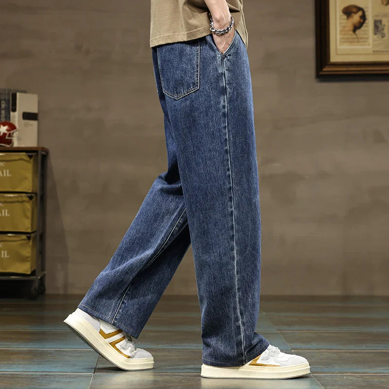 Easton Relaxed Jeans