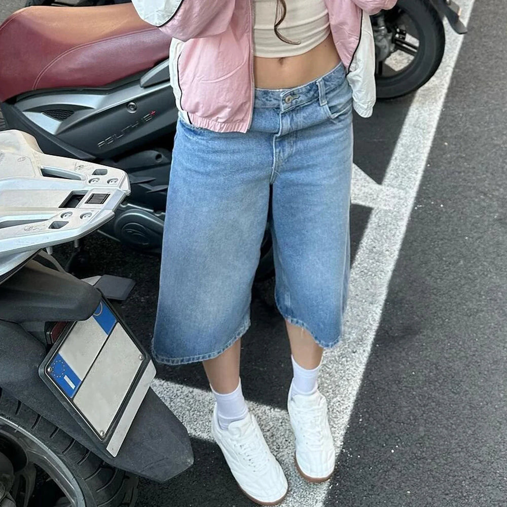 Verla Trendy Low - Waist Knee - Length Jeans Shorts (Jorts) - Aries x Rose